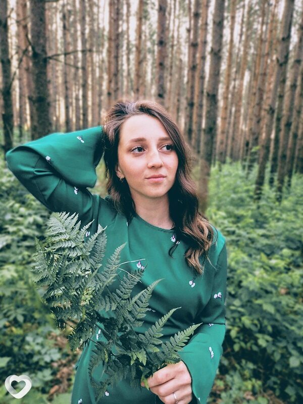 Снежана, Игра