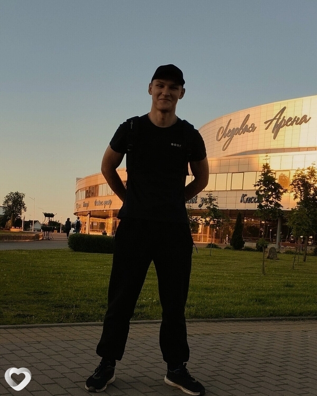 Гена, 20, Орше — анкета №2408402