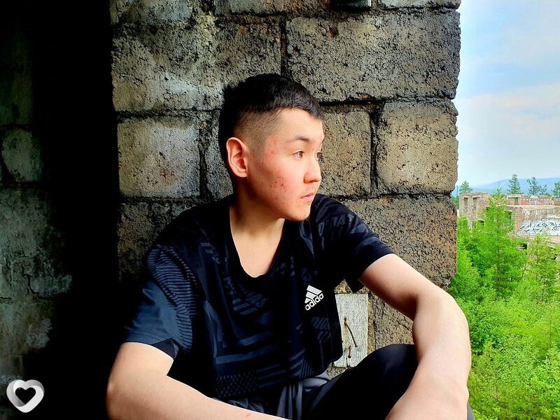 Данил, 21, Москве — анкета №2408502
