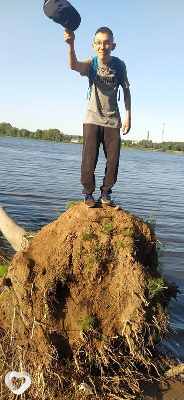 Александр, 19, Ярославле — анкета №2408556