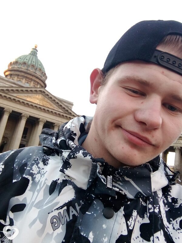 Илья, 25, Орёл — анкета №2409478