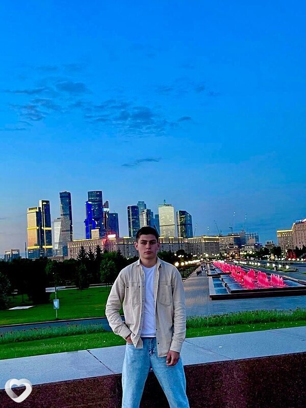 Вячеслав, 19, Киржаче — анкета №2409608