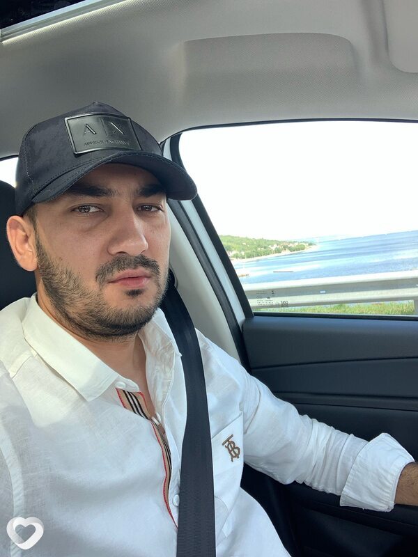 Азамат, 30, Новосибирске — анкета №2409625