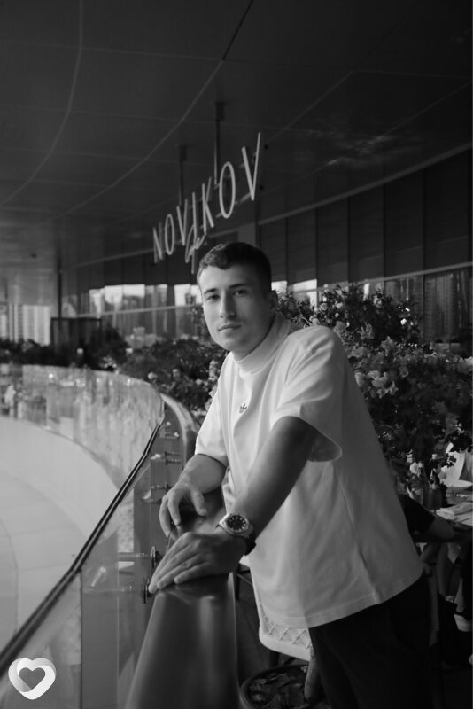 Данил, 21, Москве — анкета №2409630