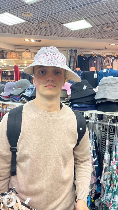 Дмитрий, 19, Москве — анкета №2410264