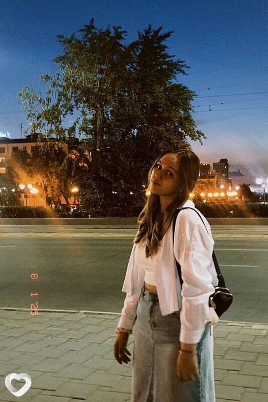 Лия, 19, Екатеринбурге — анкета №2410545