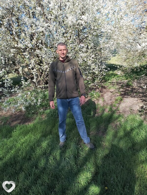 Виталий, 40, Новошахтинске — анкета №2410424