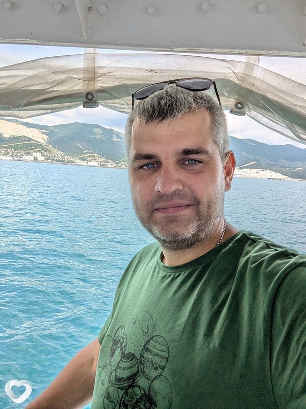 Артем, 34, Краснодаре — анкета №2410438