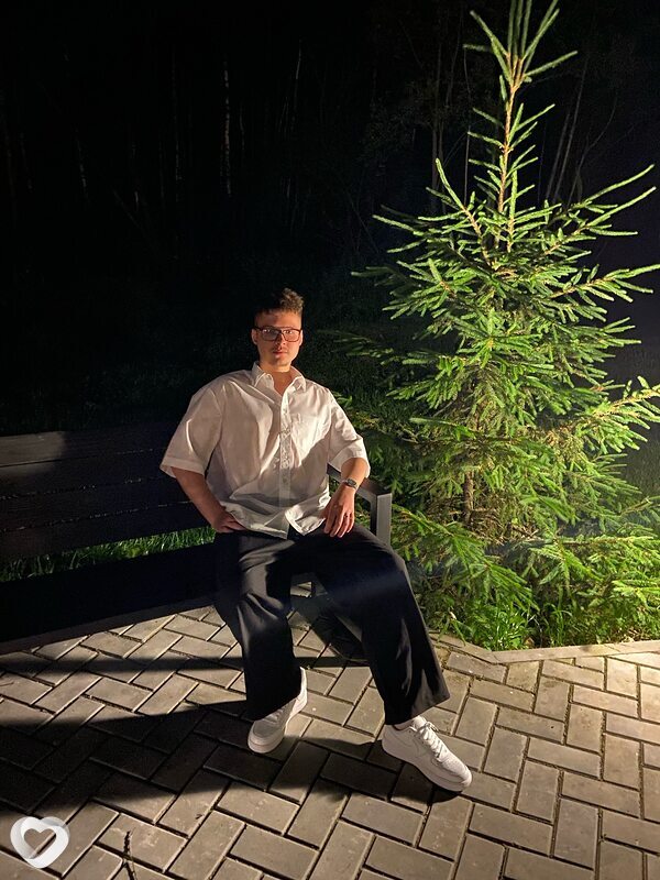 Данила, 21, Минске — анкета №2410733