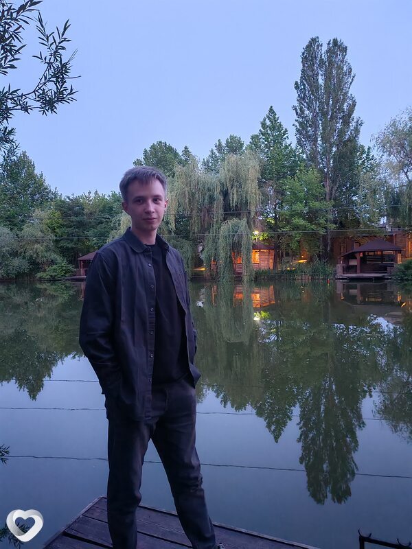 Кирилл, 20, Симферополе — анкета №2410628
