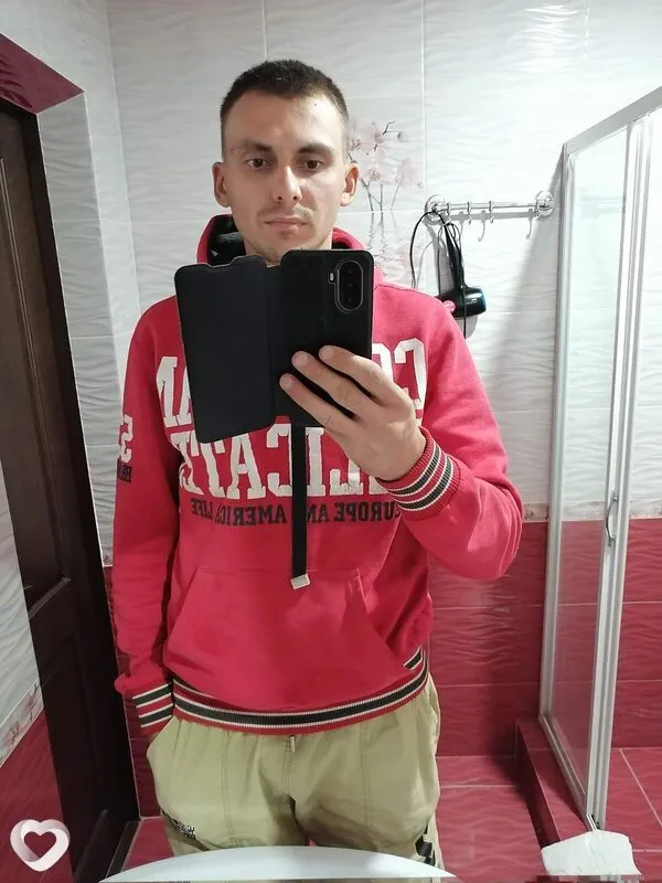 Валерий, 28, Барнауле — анкета №2410866