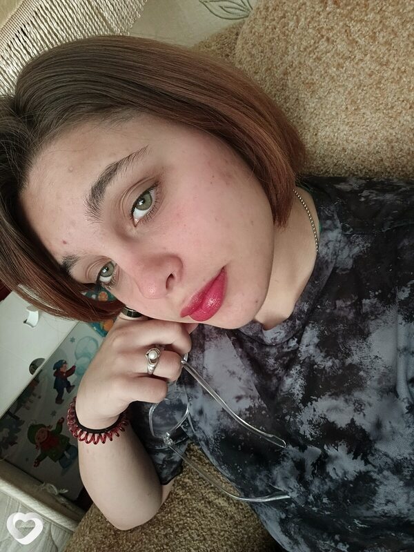 Аня, 19, Абакане — анкета №2411789