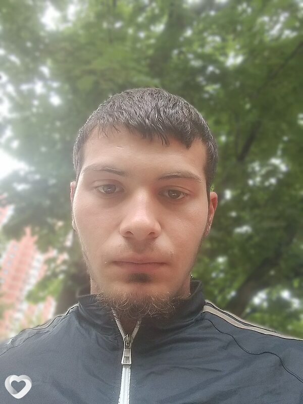 Атмир, 21, Москве — анкета №2411972