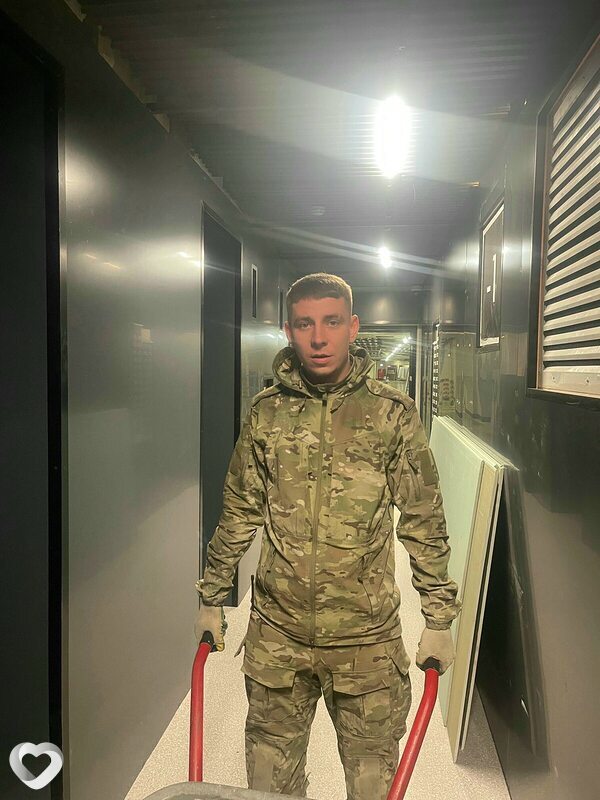 Толян, 28, Москве — анкета №2412343