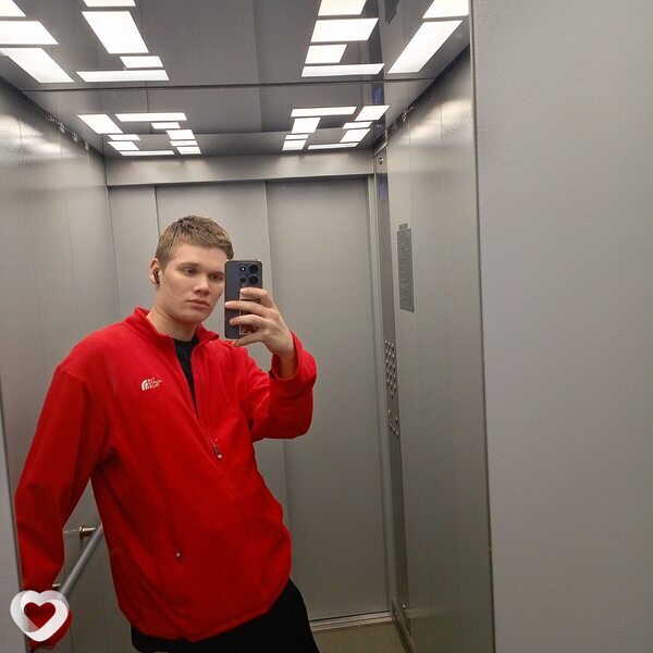 Евгений, 21, Минске — анкета №2413004