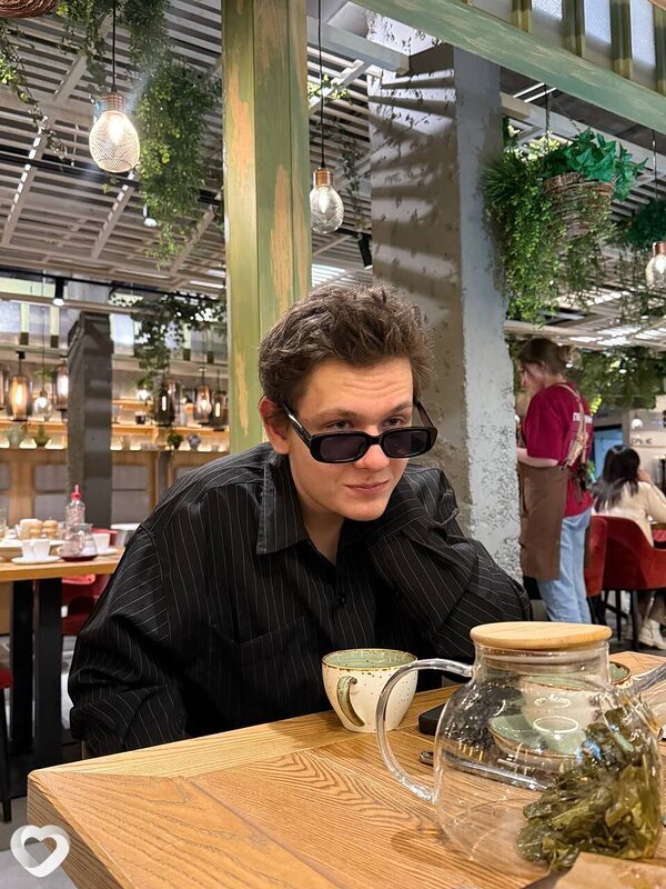 Павел, 21, Уфе — анкета №2413127