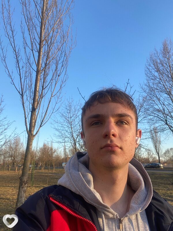 Александр, 20, Жлобине — анкета №2413923