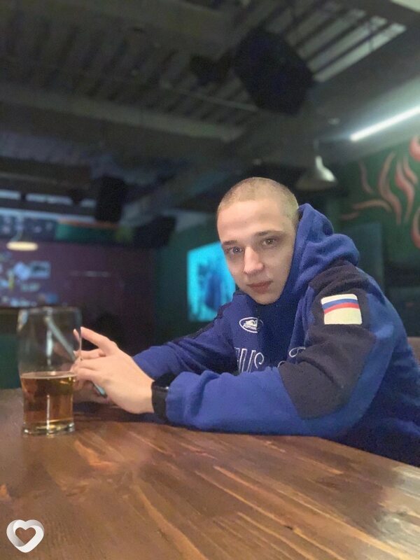 Саша, 22, Москве — анкета №2413314