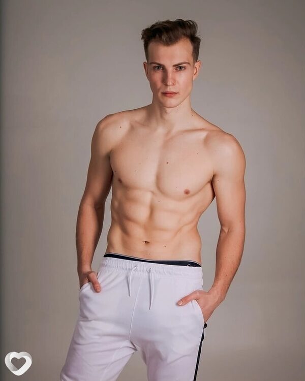 Георгий, 29, Каменске-Уральском — анкета №2413355