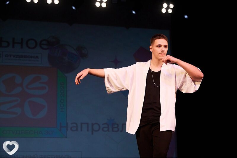 Вадим, 21, Новосибирске — анкета №2414004