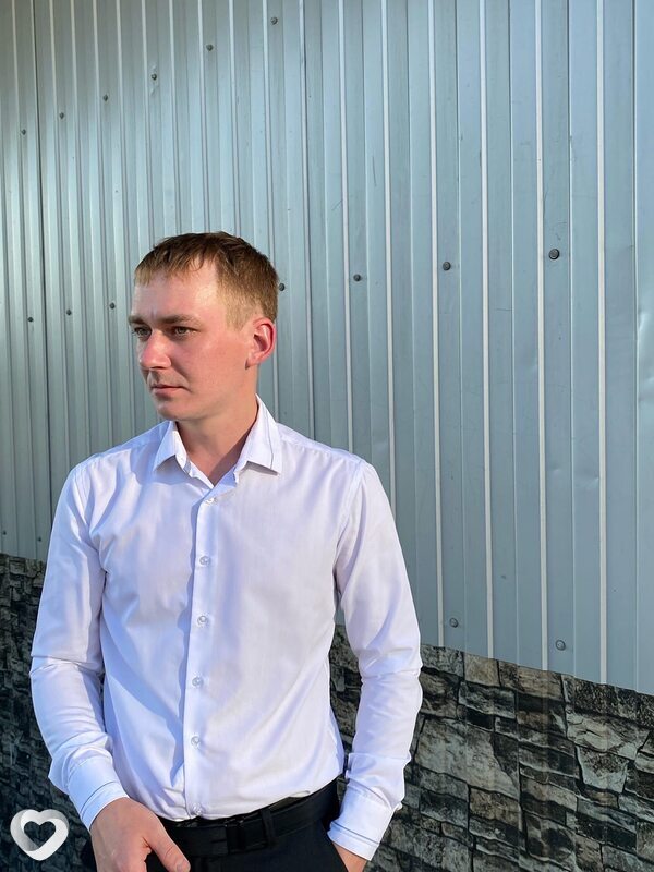 Илья, 30, Верхней Салде — анкета №2414258