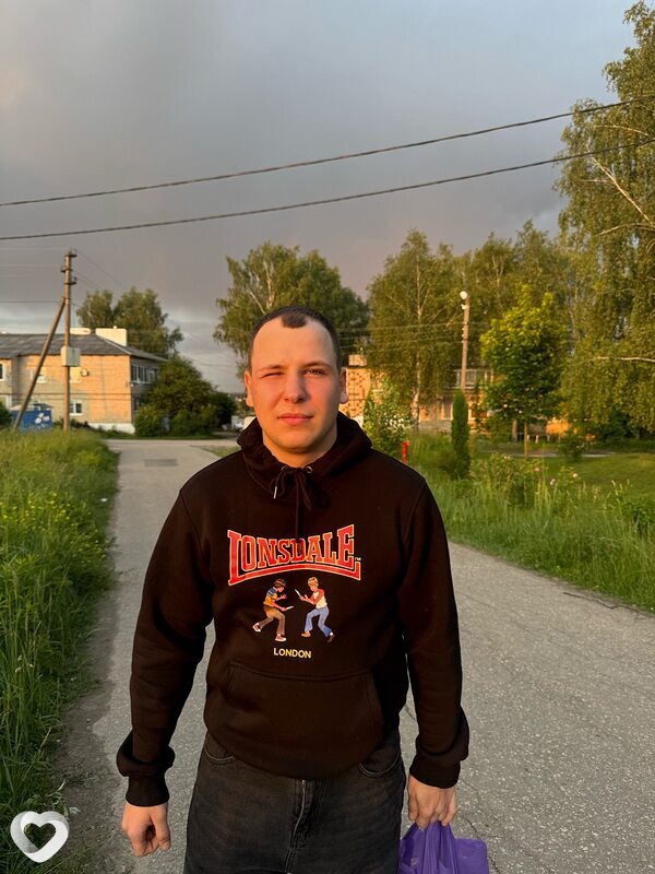 Виктор, 20, Калуге — анкета №2414757