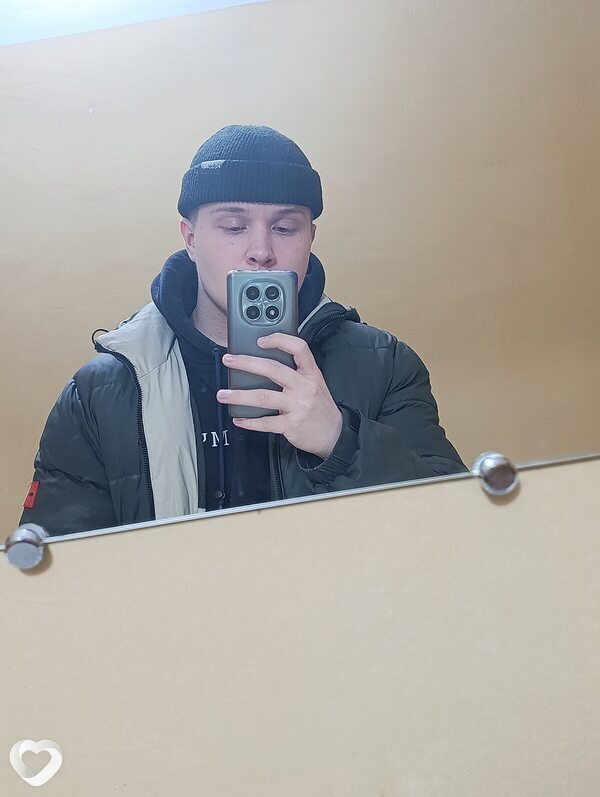 Edward, 21, Кургане — анкета №2415454