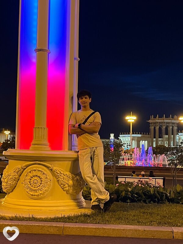 Амир, 21, Москве — анкета №2416026