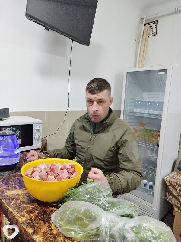Дима, 27, Докучаевске — анкета №2416131