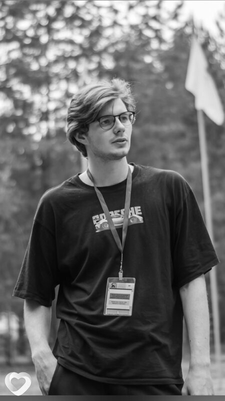 Антон, 22, Москве — анкета №2416269
