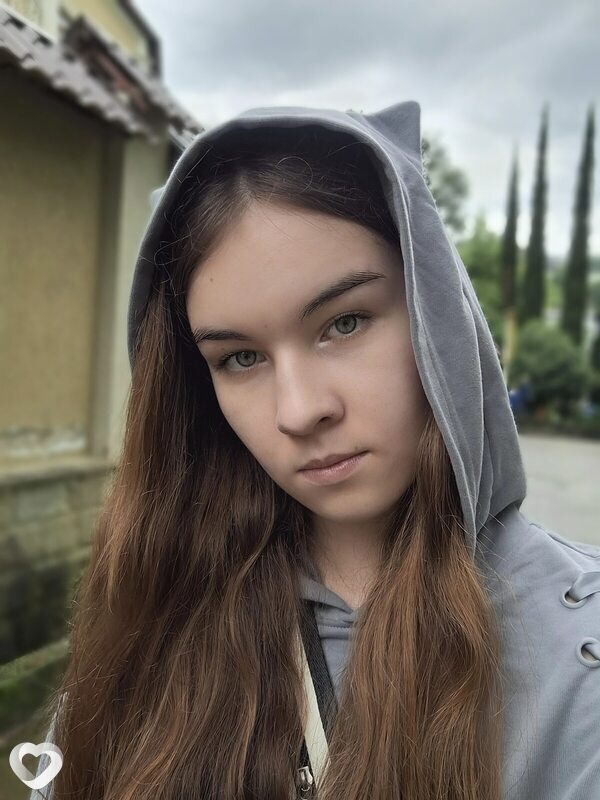 Юлия, 19, Сочи — анкета №2416556