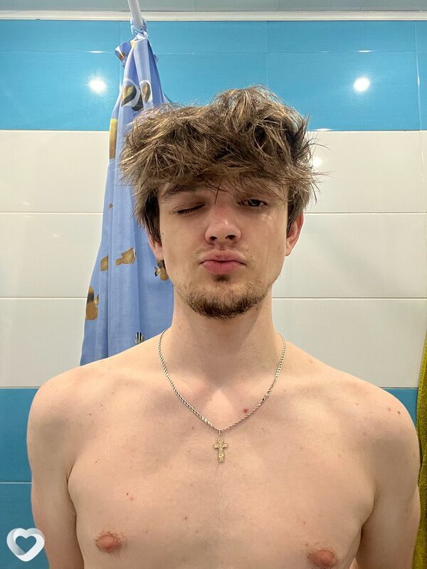 Дмитрий, 19, Казани — анкета №2416852