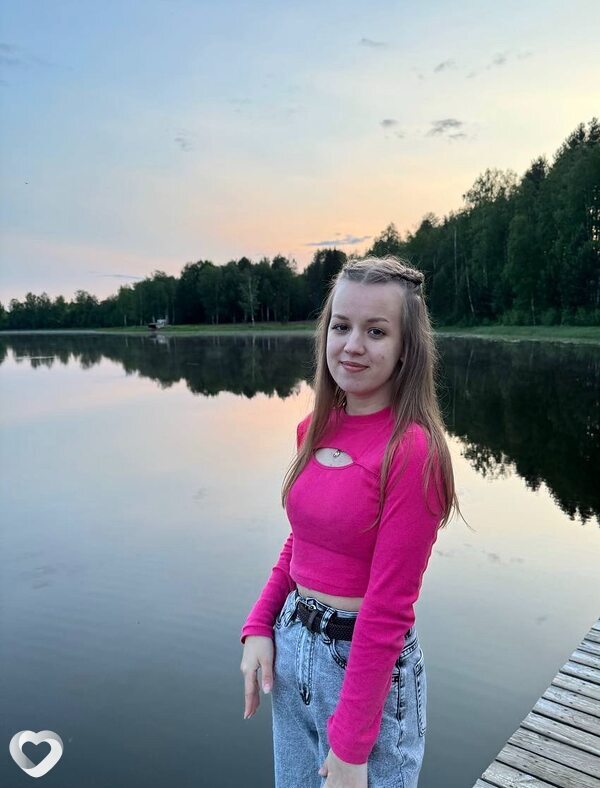 Алина, 20, Вологде — анкета №2416494