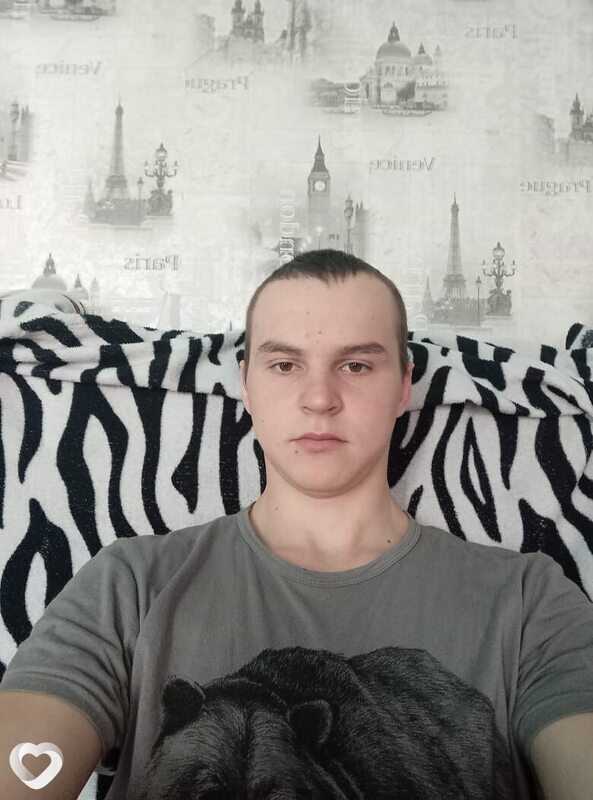 Александр, 25, Арсеньеве — анкета №2417225