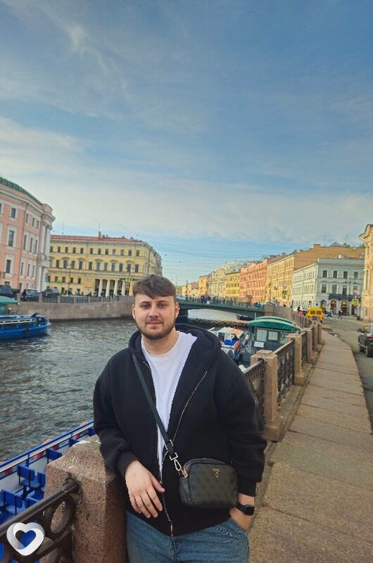 Артур, 25, Москве — анкета №2418042