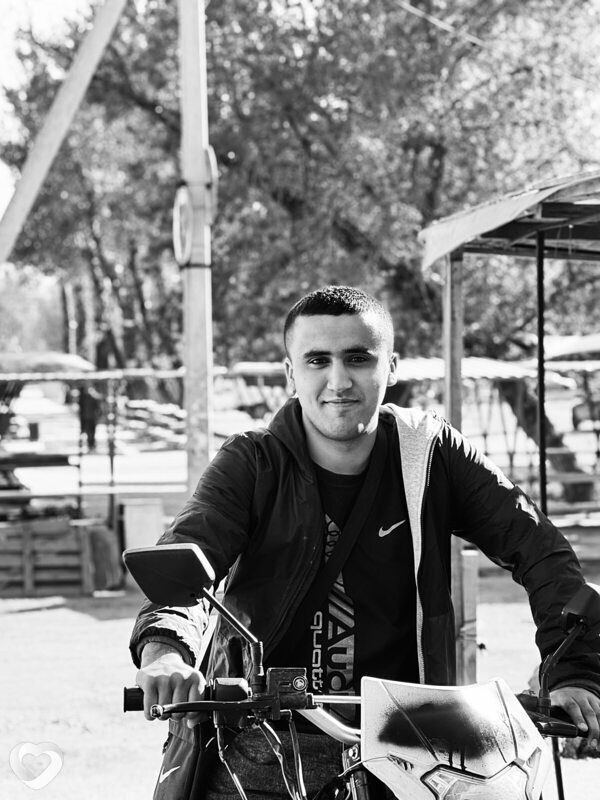 Александр, 21, Рубцовске — анкета №2418648