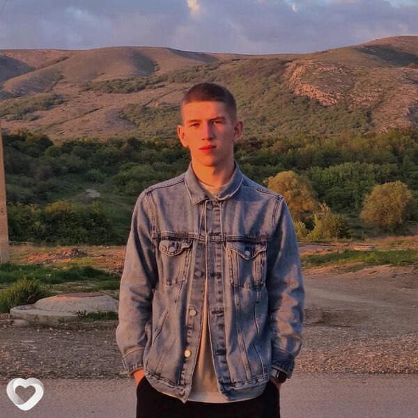 Артур, 27, Джанкое — анкета №2420525