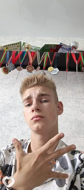 Александр, 19, Мозыре — анкета №2420686