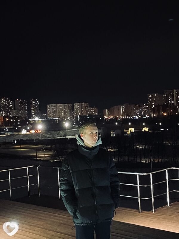 Денис, 23, Москве — анкета №2420837
