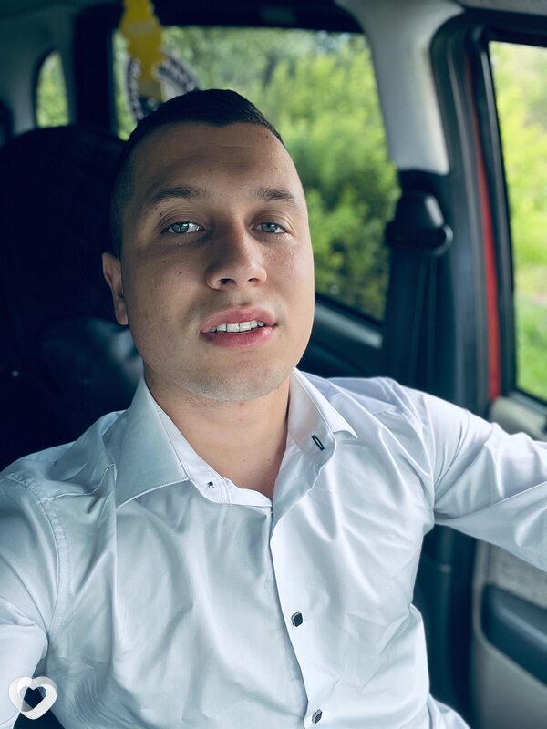 Ярик, 23, Москве — анкета №2420909