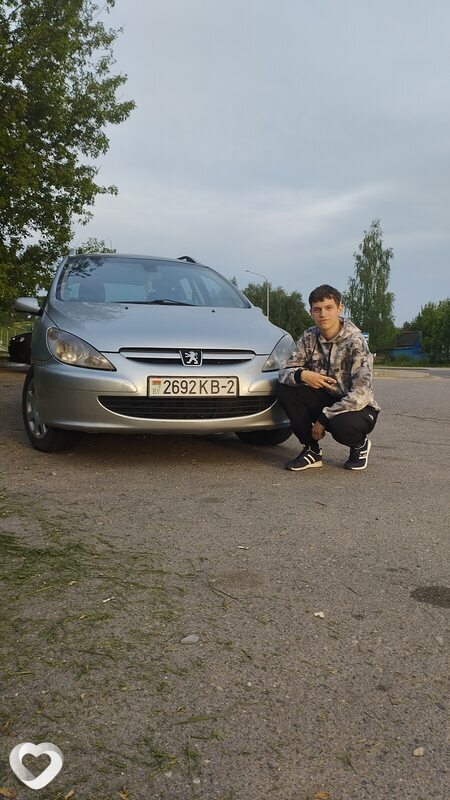 Артем, 19, Горках — анкета №2420972