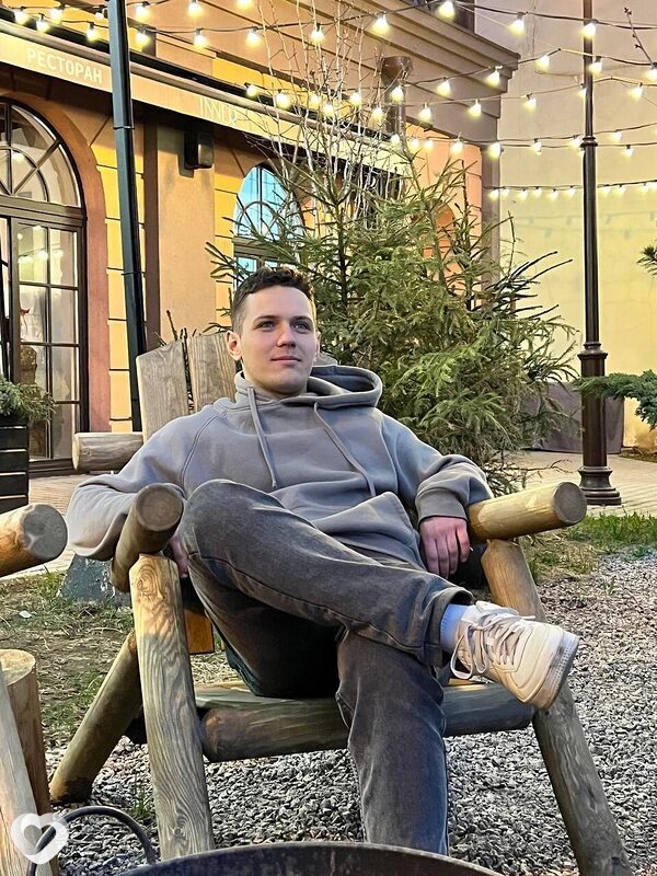 Алексей, 21, Санкт-Петербурге — анкета №2421094