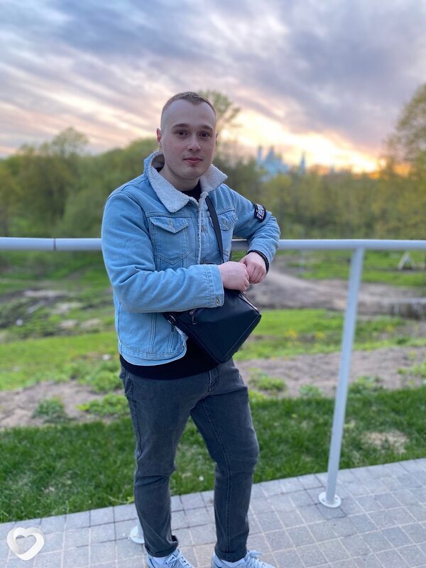 Павел, 28, Истре — анкета №2421102