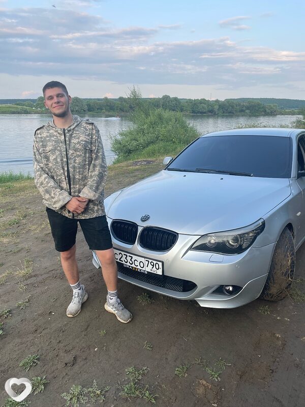 Кирилл, 23, Коломне — анкета №2421176