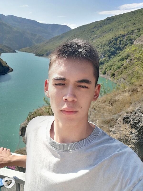 Дариат, 19, Магнитогорске — анкета №2421452