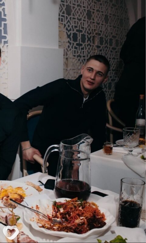 Slava, 24, Железногорске — анкета №2422063