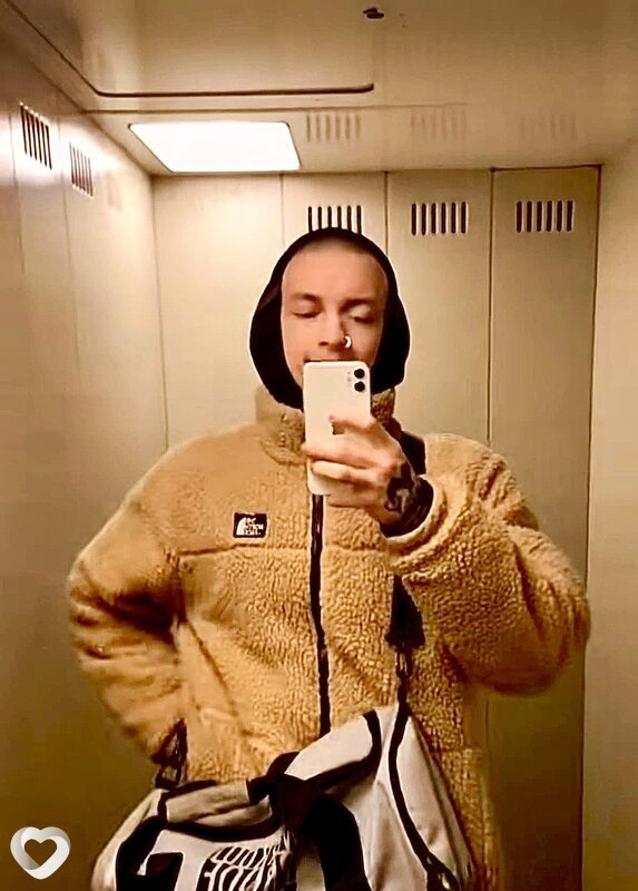 Алекс, 23, Владивостоке — анкета №2422535