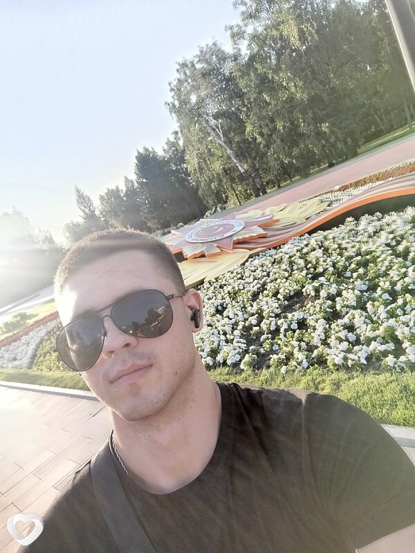 Дмитрий, 21, Томске — анкета №2422632