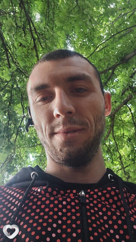 Анатолий, 27, Рыльске — анкета №2423237