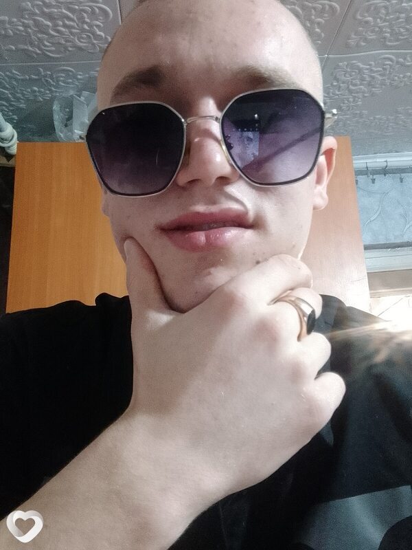 Александр, 20, Тюмени — анкета №2423743